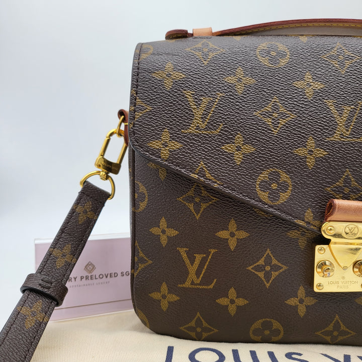 LOUIS VUITTON POCHETTE METIS MONOGRAM ( RFID )