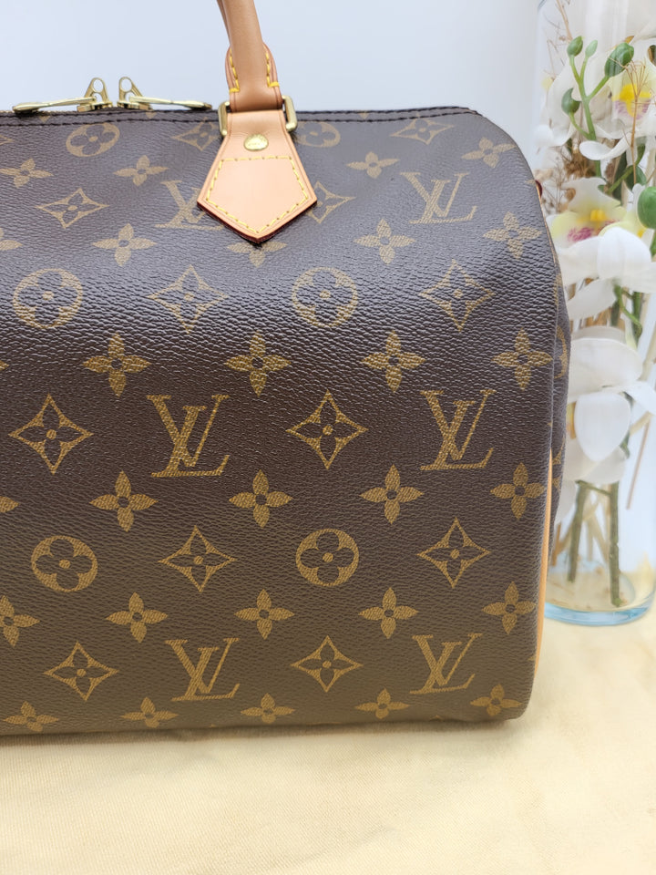 LOUIS VUITTON BANDOULIERE 30 MONOGRAM