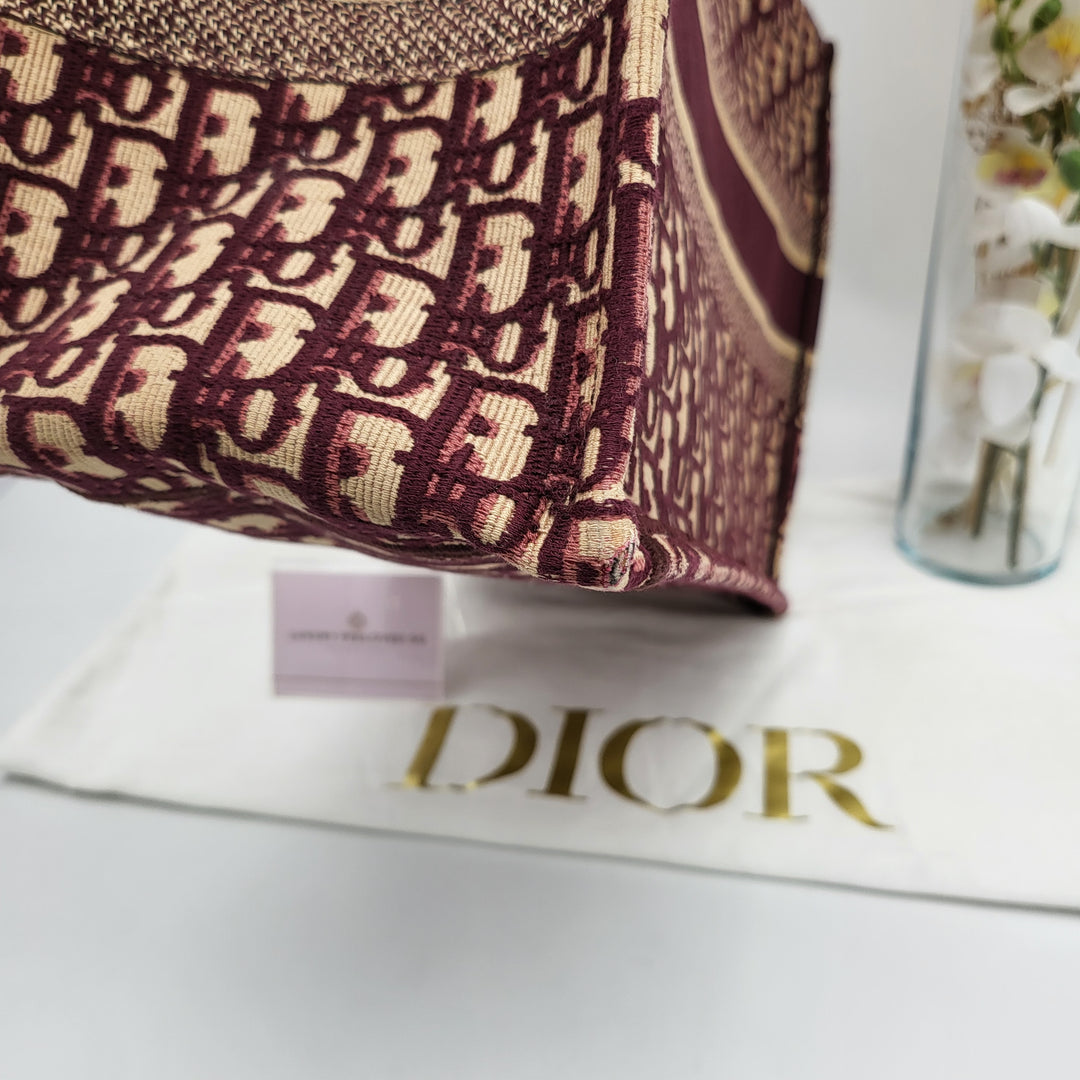 CHRISTIAN DIOR OBLIQUE BOOK TOTE BURGUNDY