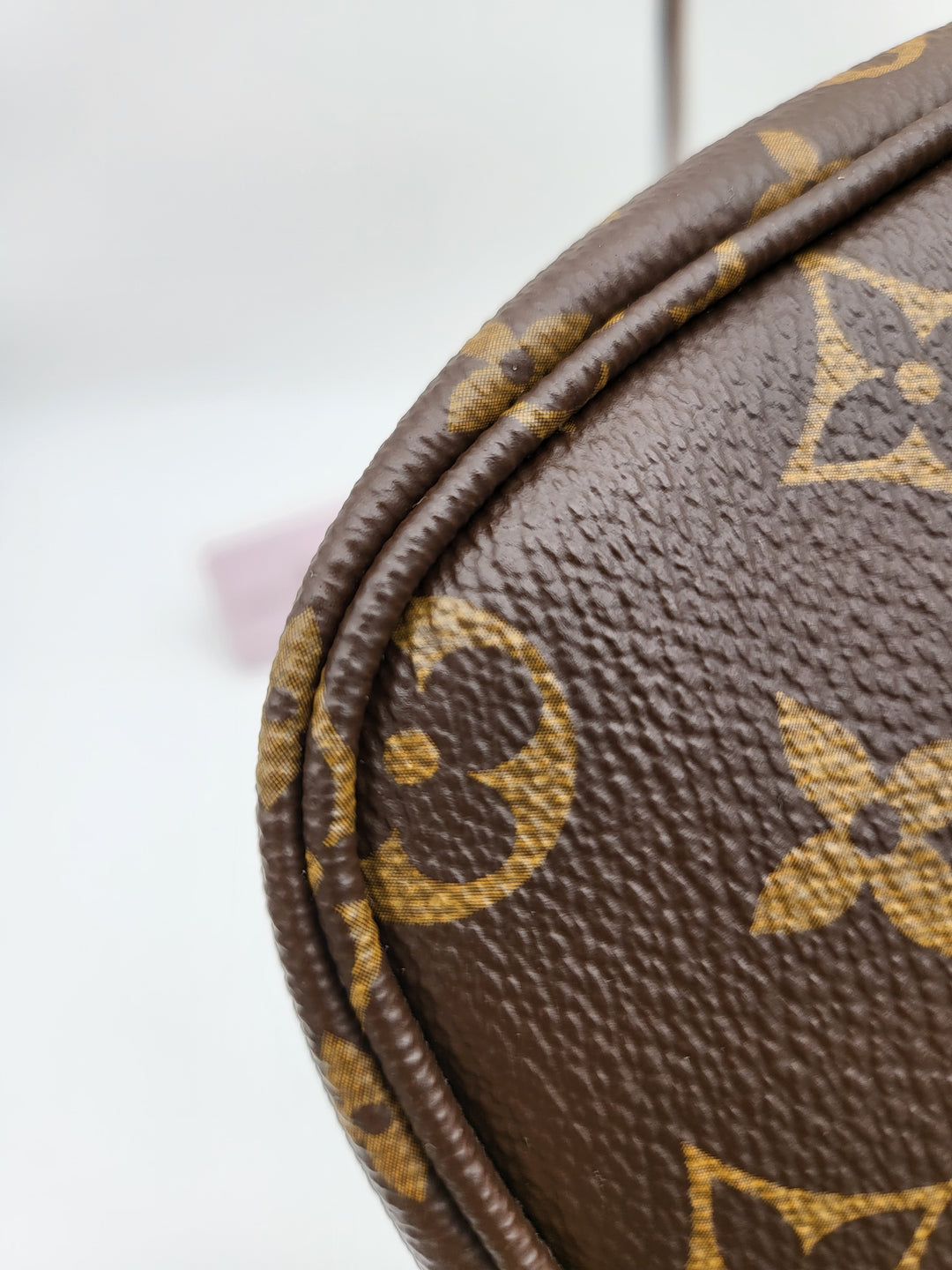 LOUIS VUITTON MULTI POCHETTE( RFID )