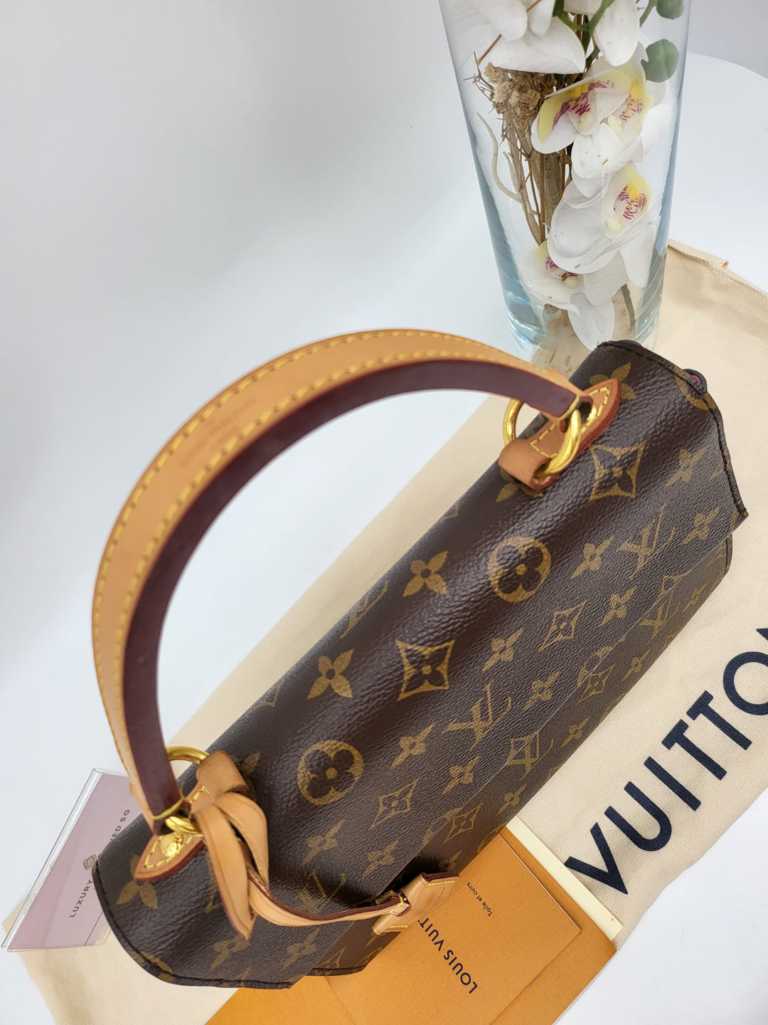 LOUIS VUITTON CLUNY BB MONOGRAM
