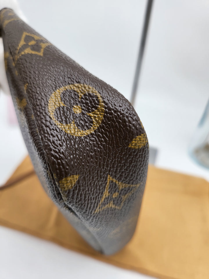 LOUIS VUITTON POCHETTE ACCESSORIES MONOGRAM