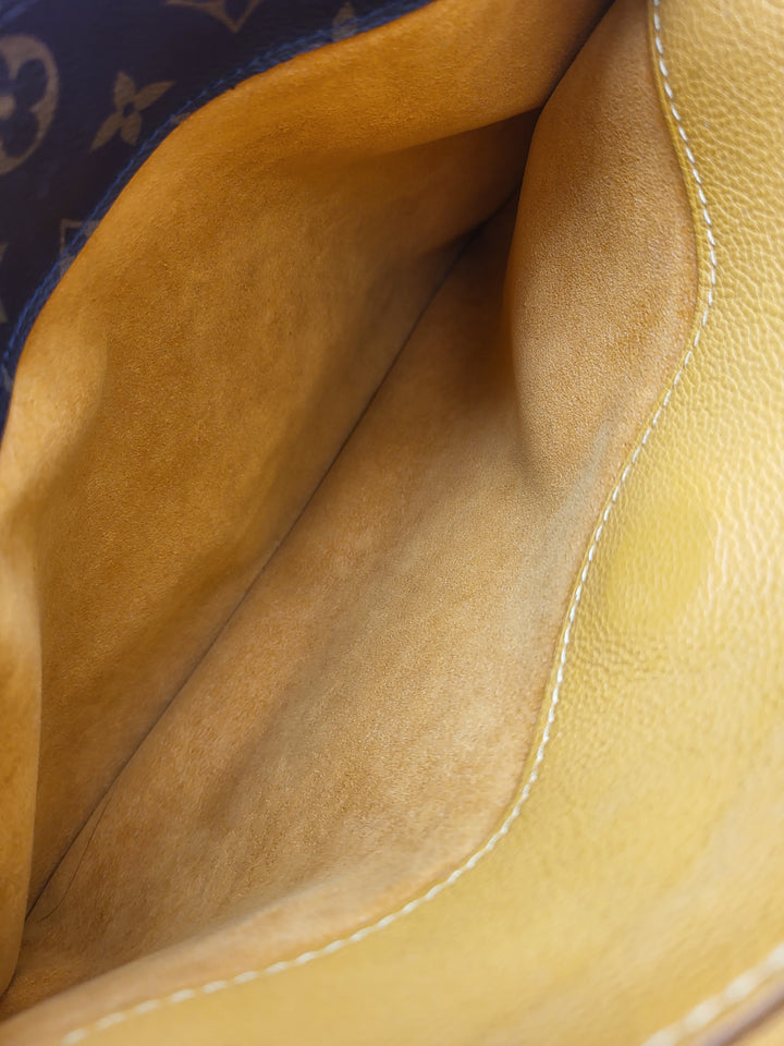 LOUIS VUITTON PALLAS SAFFRON MM