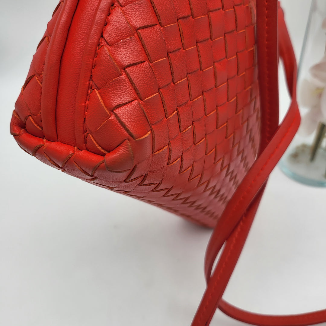 BOTTEGA RED LEATHER CROSSBODY