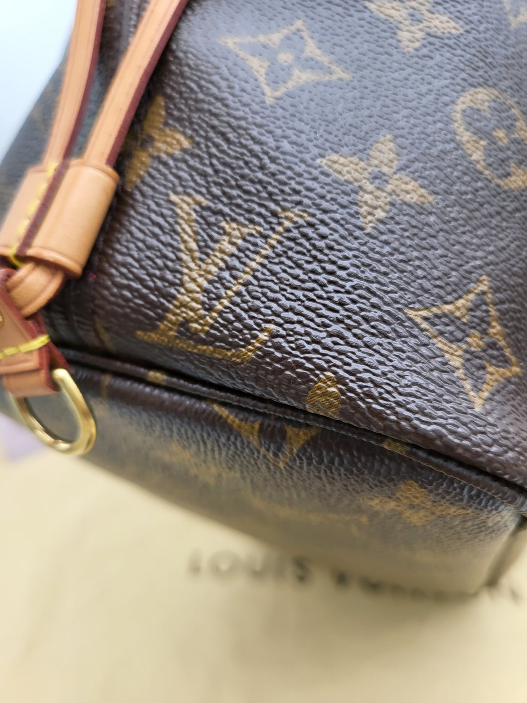 LOUIS VUITTON NEVERFULL MM MONOGR W/ POUCH ( RFID )