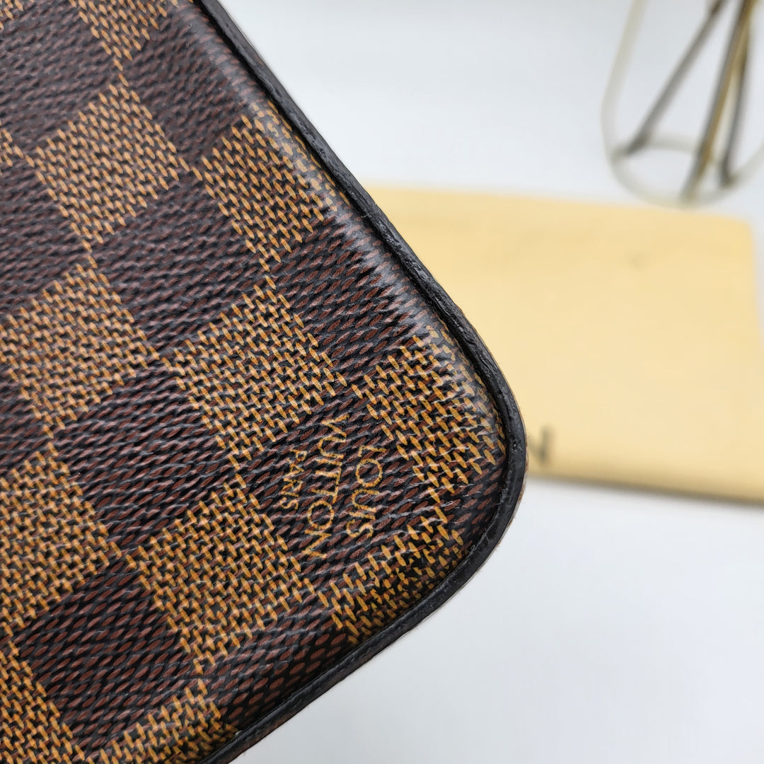 LOUIS VUITTON FELICIE DAMIER EBENE