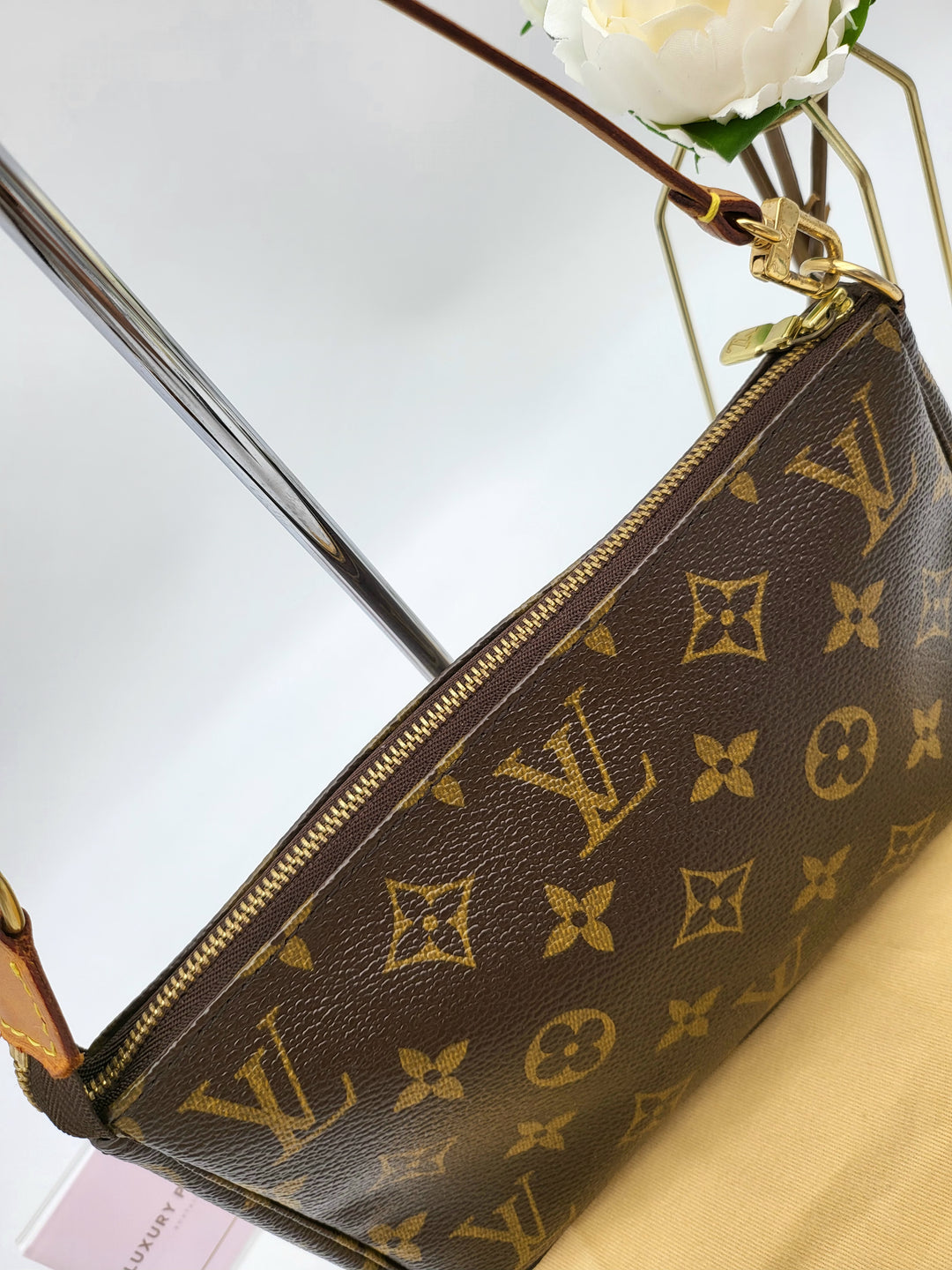 LOUIS VUITTON POCHETTE ACCESSORIES MONOGRAM