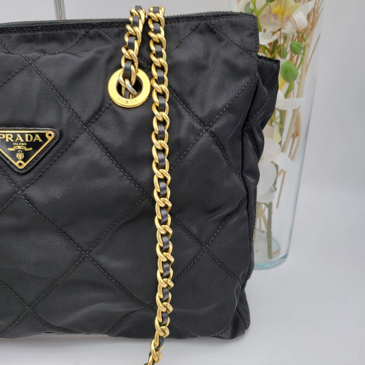 PRADA NYLON QUILTED CHAIN