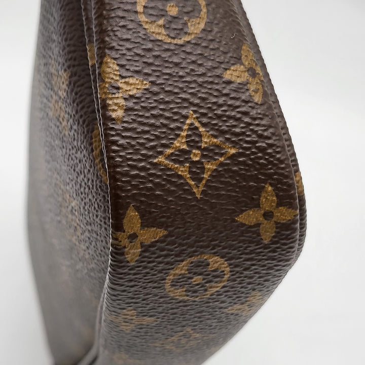 LOUIS VUITTON MULTI POCHETTE