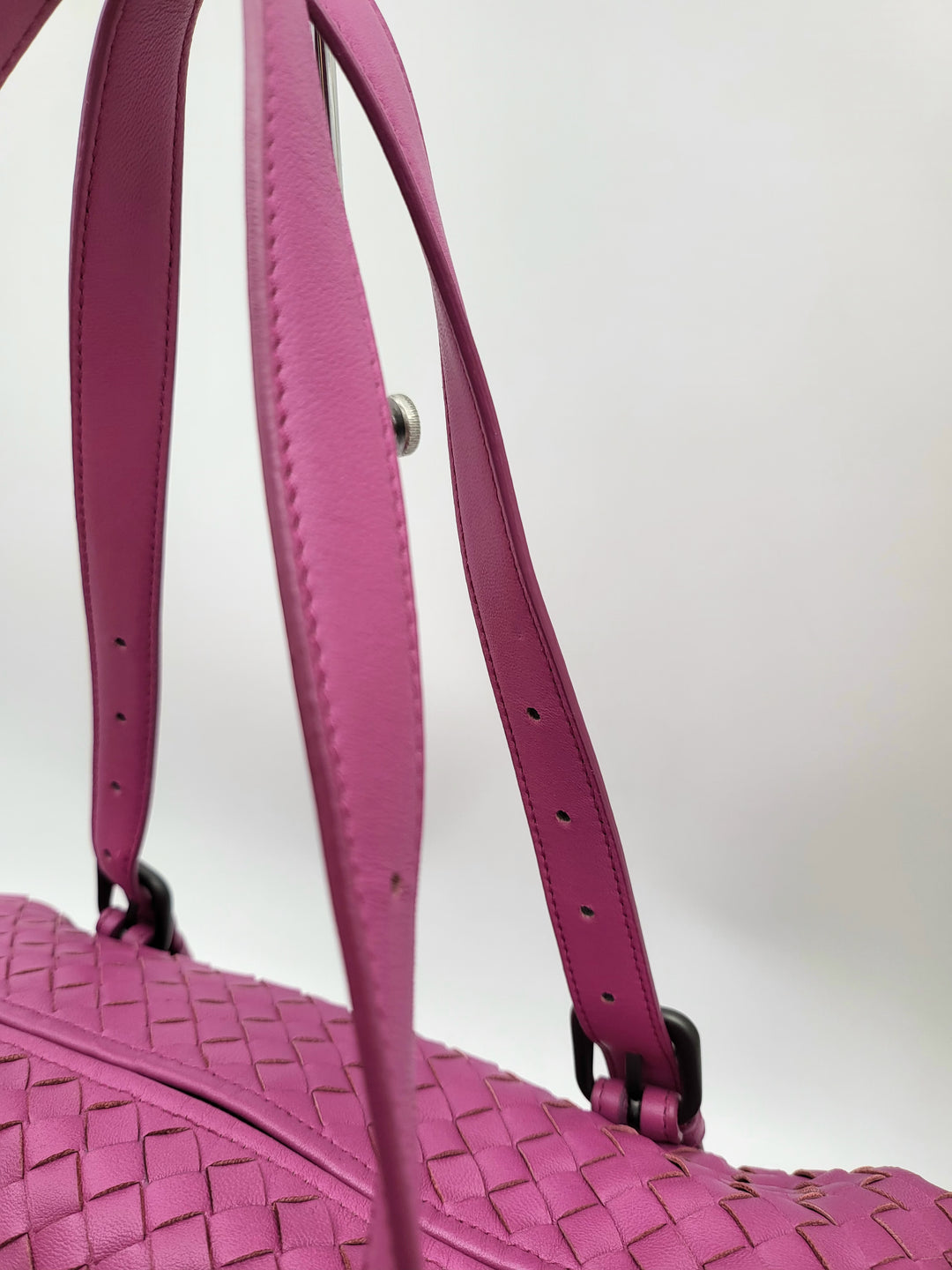 BOTTEGA VENETA INTERECCAITO SHOULDER BAG