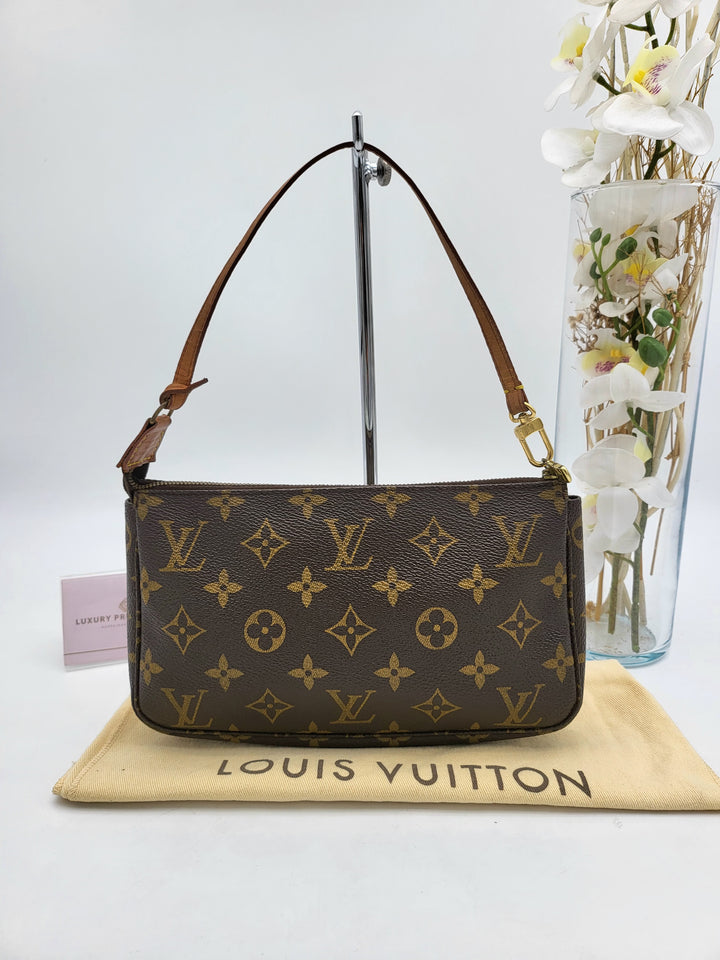 LOUIS VUITTON POCHETTE ACCESSORIES MONOGRAM