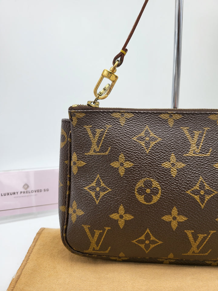 LOUIS VUITTON POCHETTE ACCESSORIES MONOGRAM