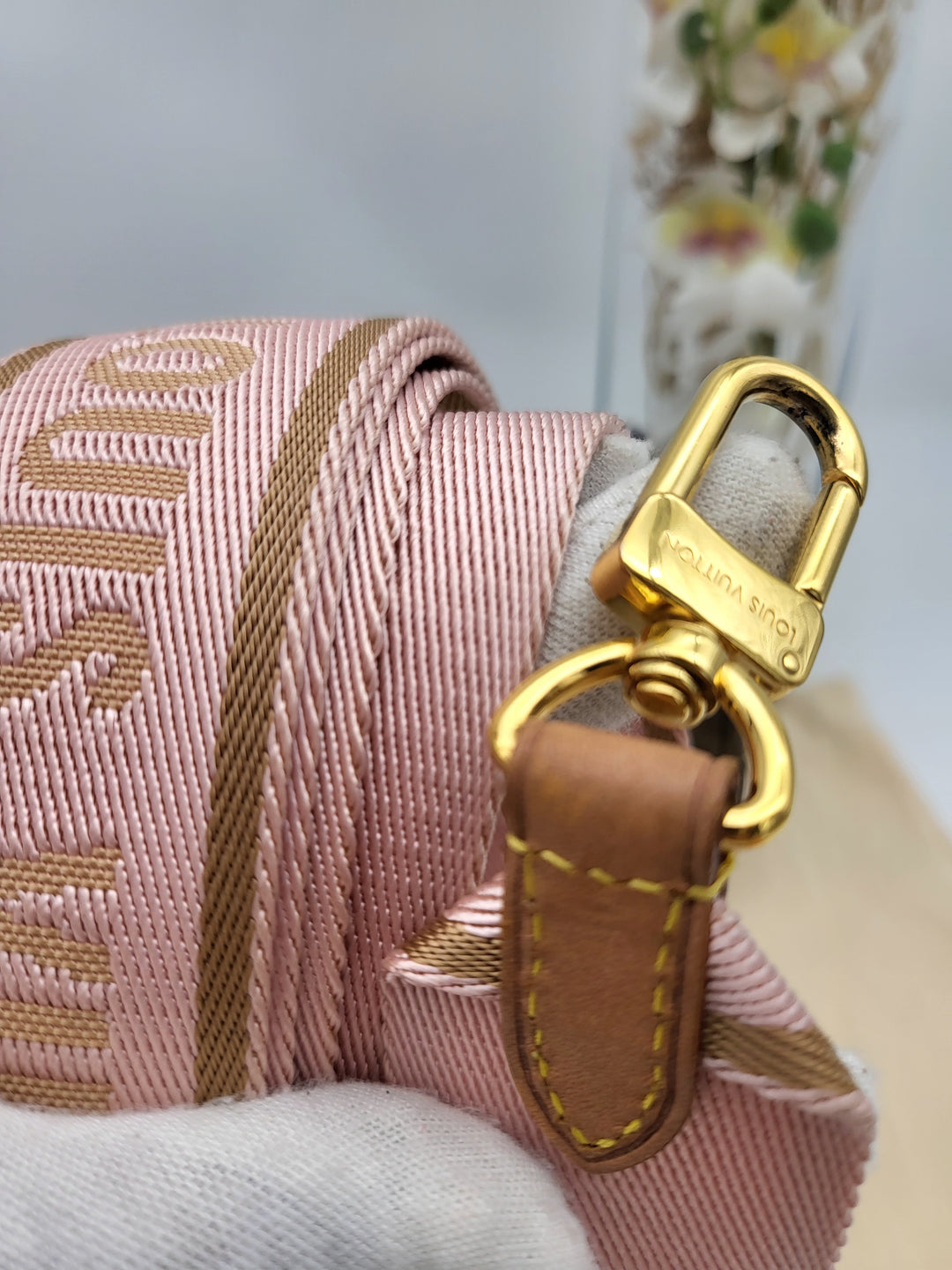 LOUIS VUITTON MULTI POCHETTE