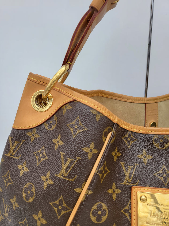 LOUIS VUITTON GALLIERA GM