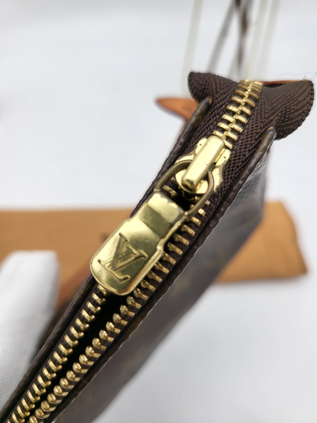 LOUIS VUITTON POCHETTE ACCESSORIES MONOGRAM