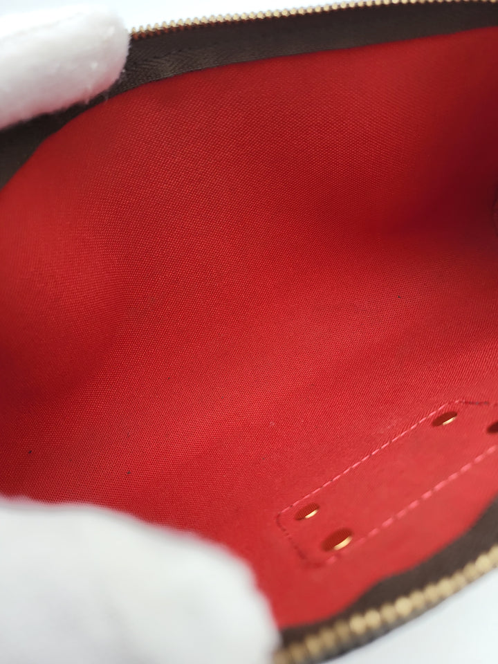 LOUIS VUITTON DAMIER EBENE