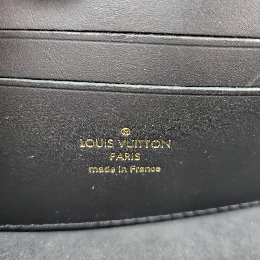 LOUIS VUITTON DAUPHINE WALLET ON CHAIN (RFID)