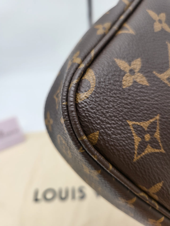 LOUIS VUITTON MULTI POCHETTE