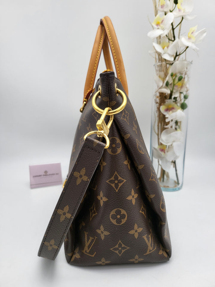 LOUIS VUITTON PALLAS SAFFRON MM