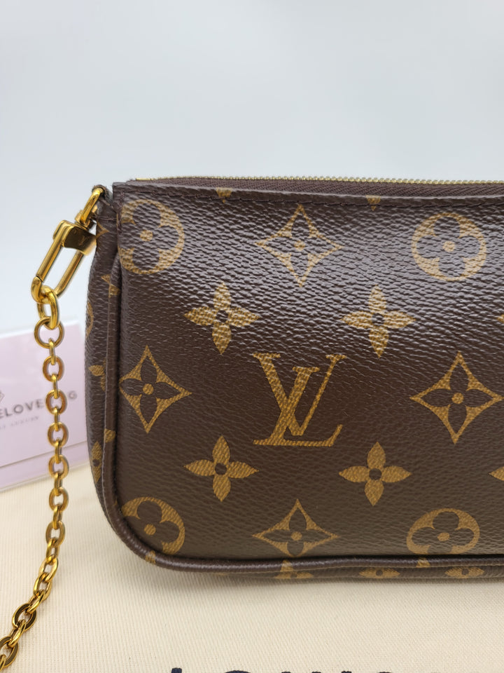 LOUIS VUITTON MULTI POCHETTE