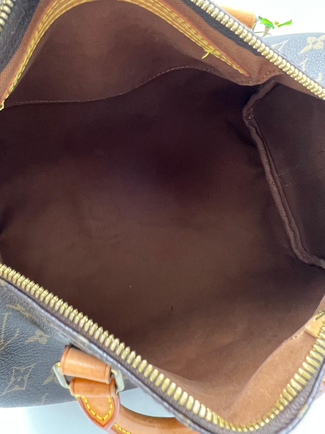 LOUIS VUITTON BANDOULIERE 30 MONOGRAM