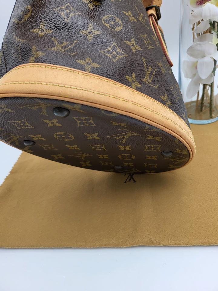 LOUIS VUITTON BUCKET PM MONOGRAM