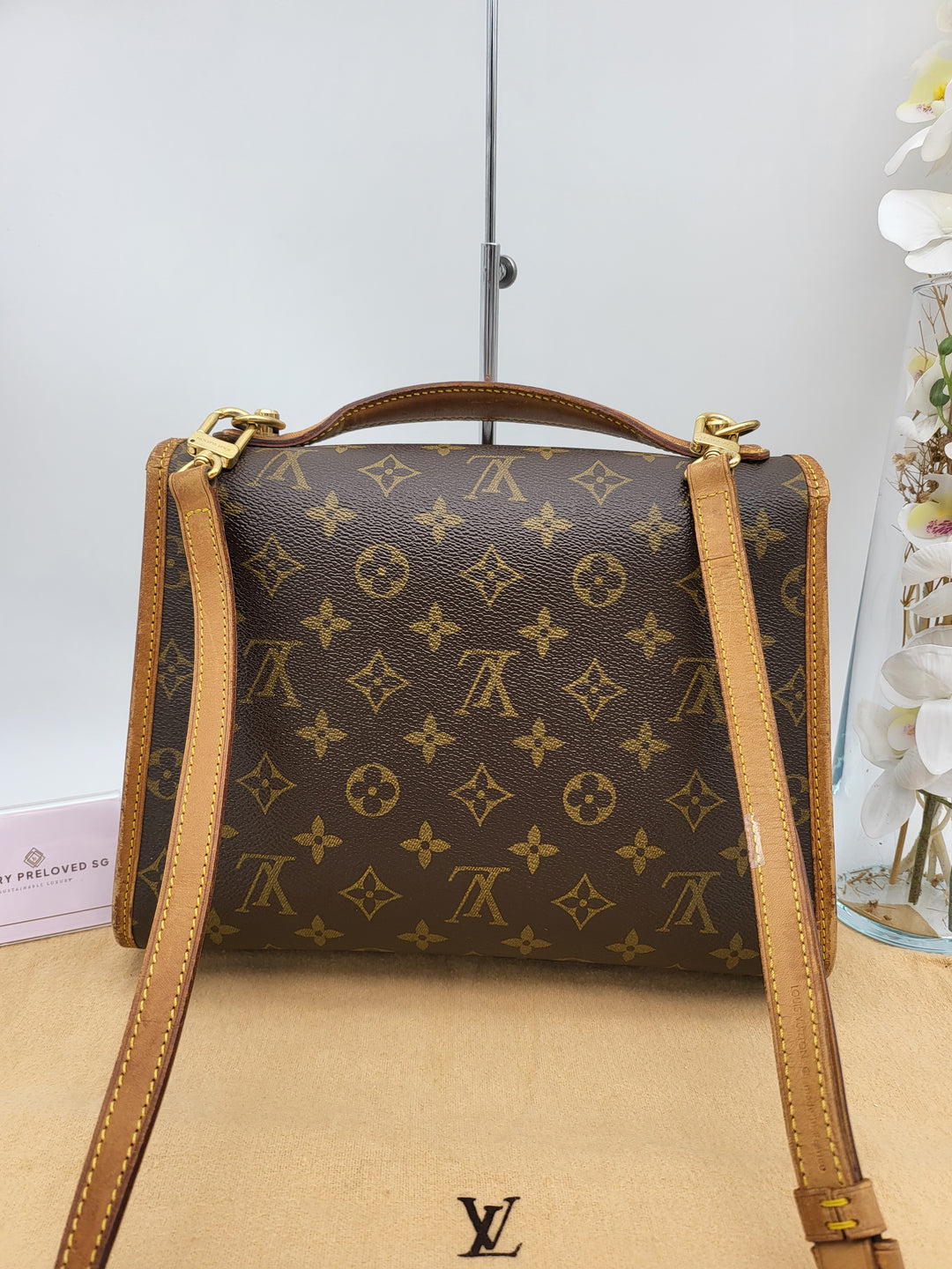 LOUIS VUITTON  BELL AIR MONOGRAM