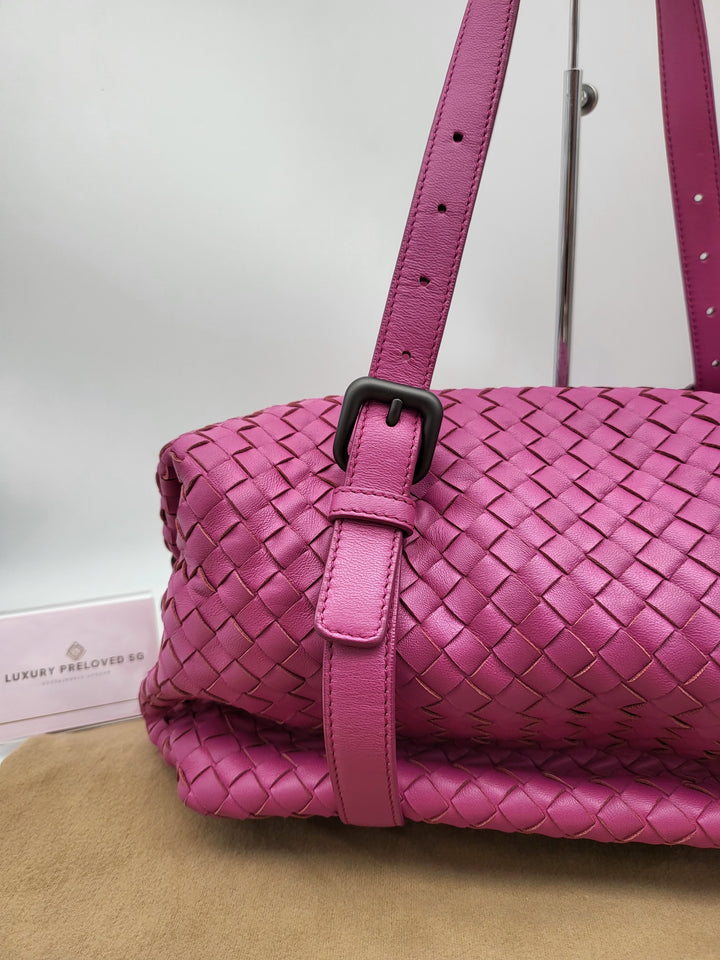 BOTTEGA VENETA INTERECCAITO SHOULDER BAG