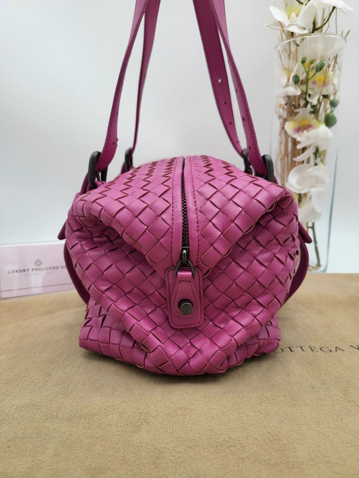 BOTTEGA VENETA INTERECCAITO SHOULDER BAG