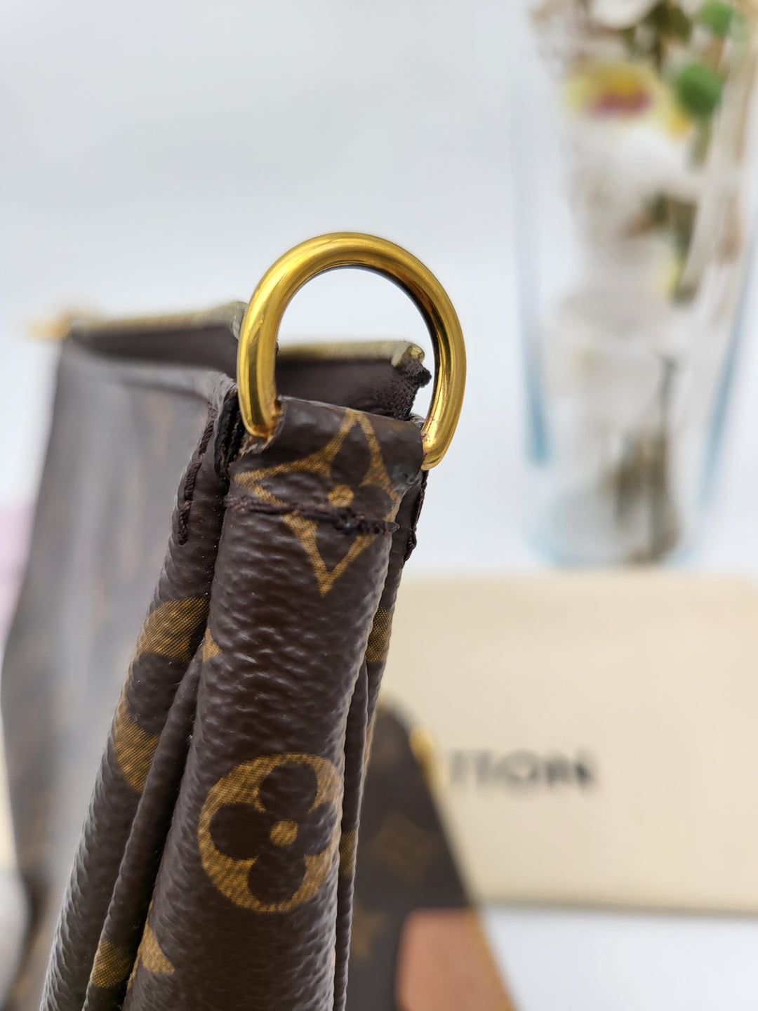 LOUIS VUITTON MULTI POCHETTE