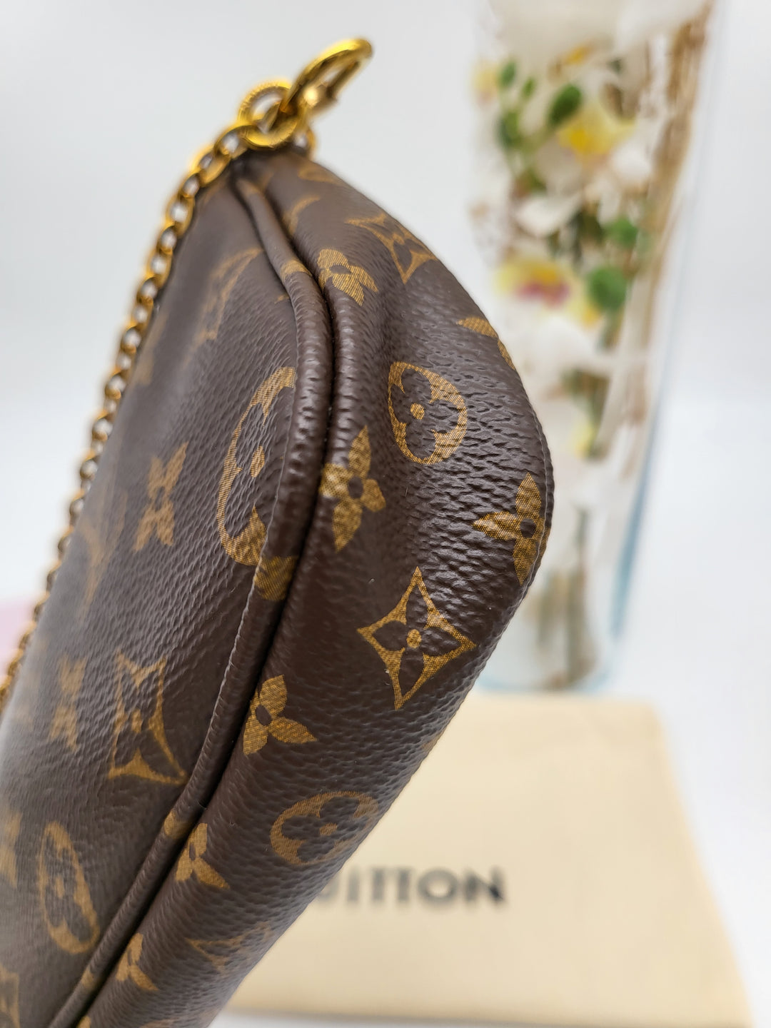 LOUIS VUITTON MULTI POCHETTE