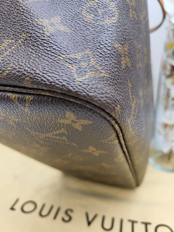 LOUIS VUITTON NEVERFULL MM MONOGRAM