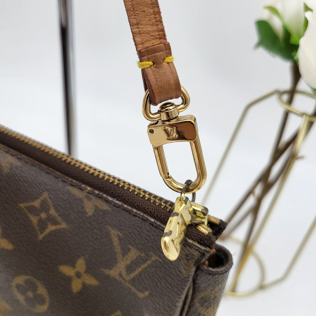 LOUIS VUITTON POCHETTE ACCESSOIRES MONOGRAM