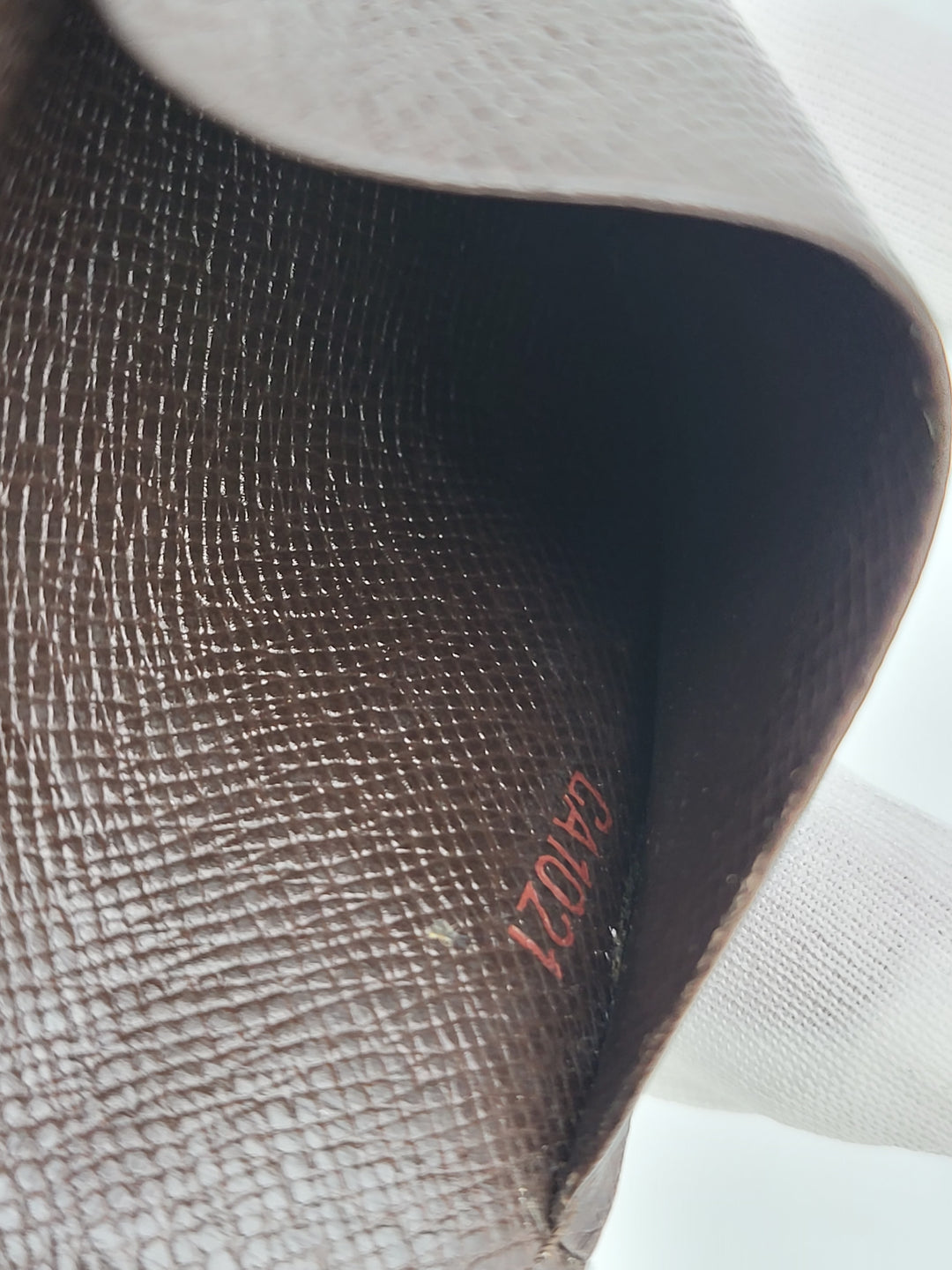 LOUIS VUITTON DAMIER CARD HOLDER