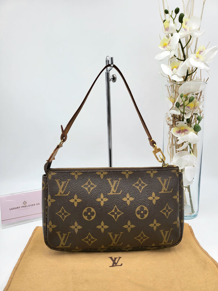 LOUIS VUITTON POCHETTE ACCESSORIES MONOGRAM