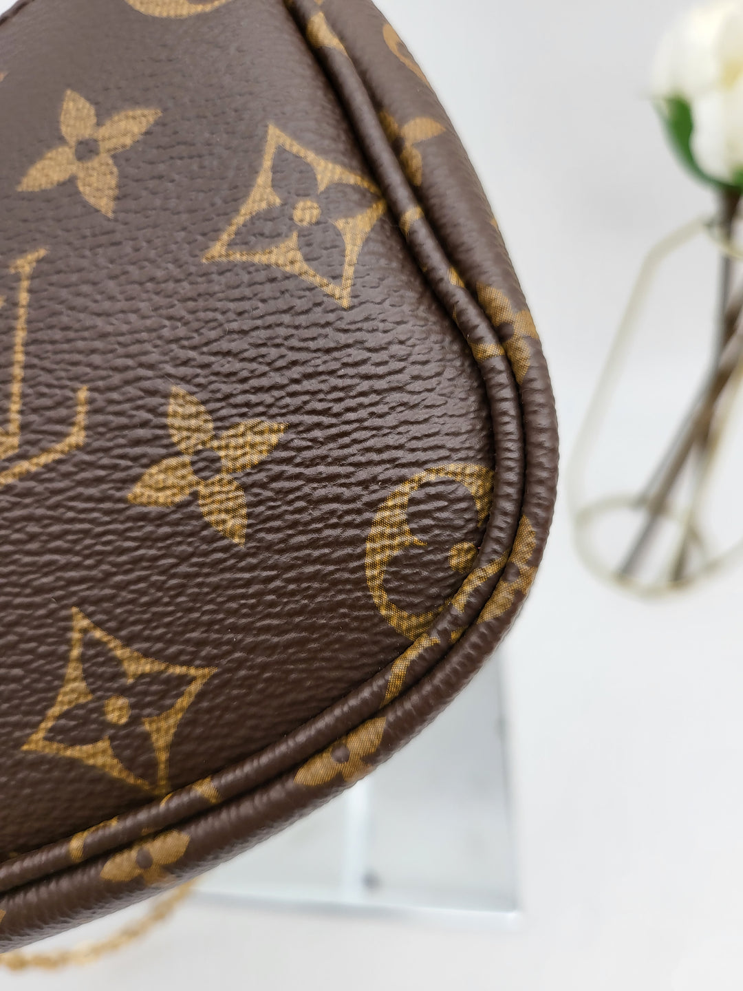 LOUIS VUITTON MULTI POCHETTE( RFID )