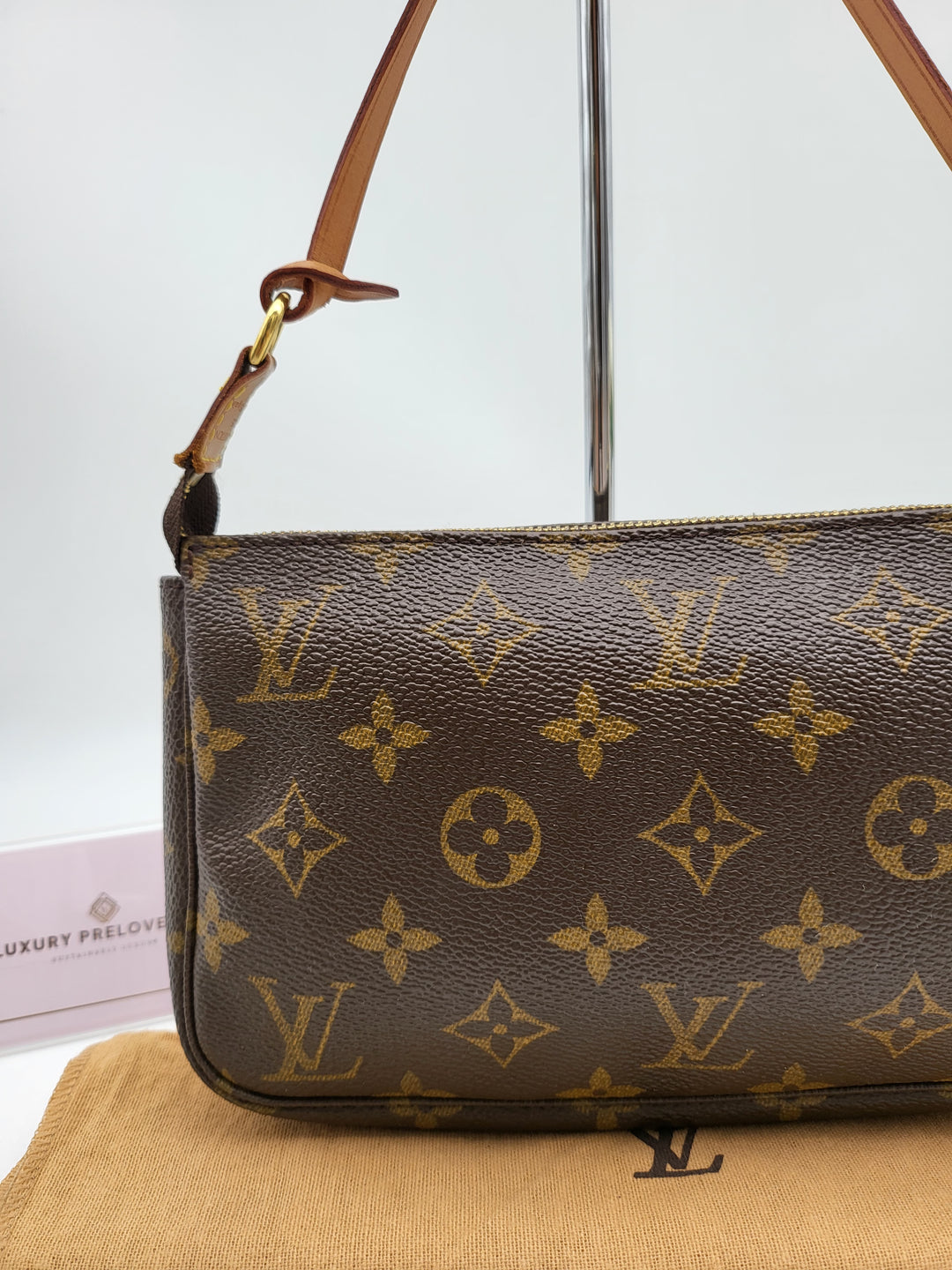 LOUIS VUITTON POCHETTE ACCESSORIES MONOGRAM