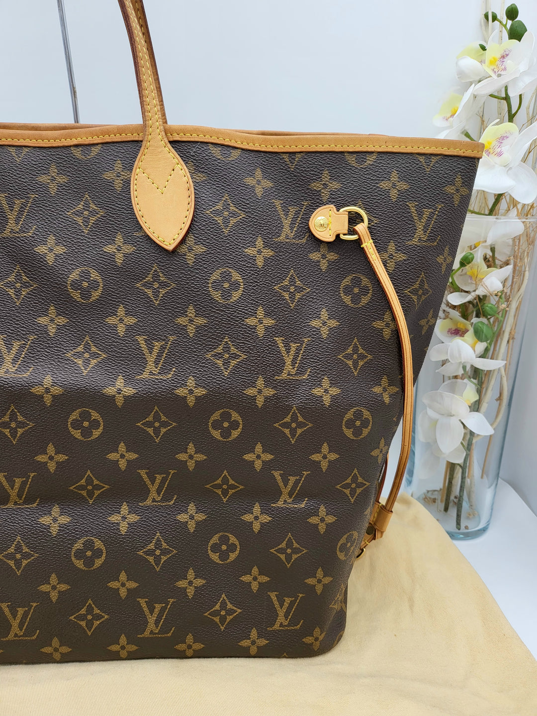 LOUIS VUITTON GM MONOGRAM