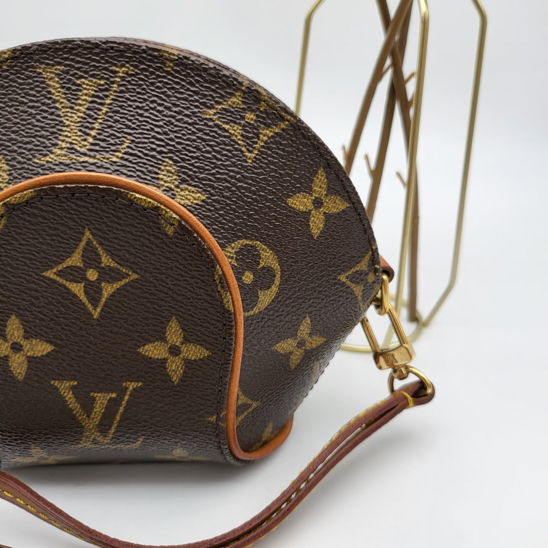 LOUIS VUITTON ELLIPSE WRISTLET MONOGRAM