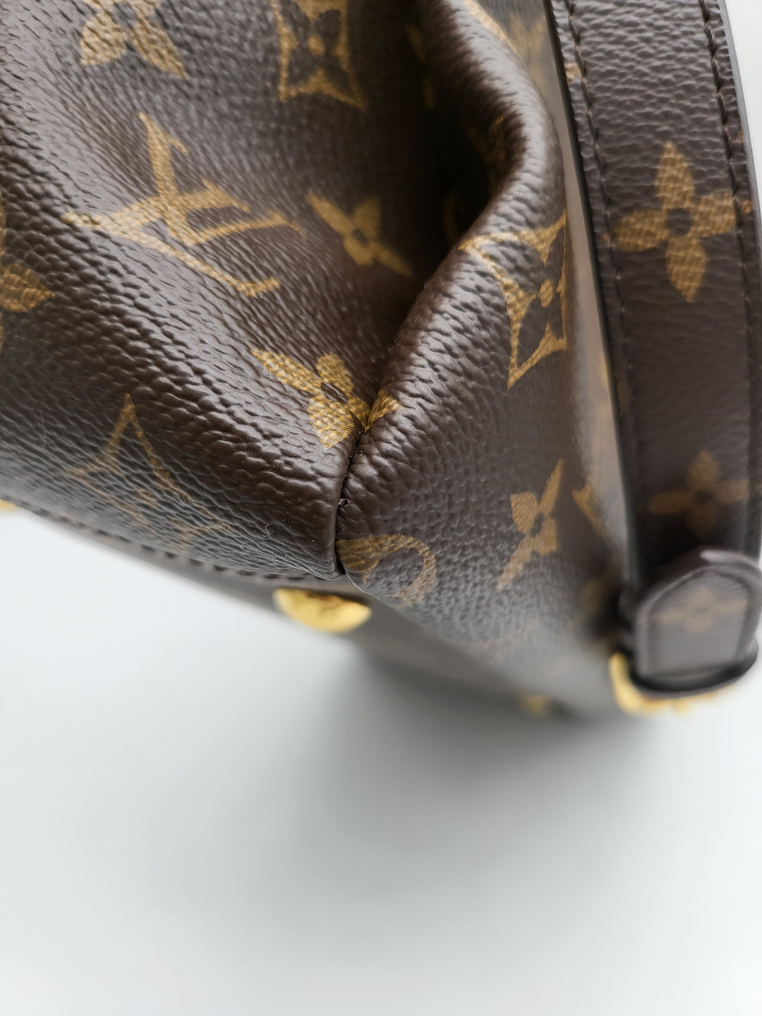LOUIS VUITTON PALLAS SAFFRON MM