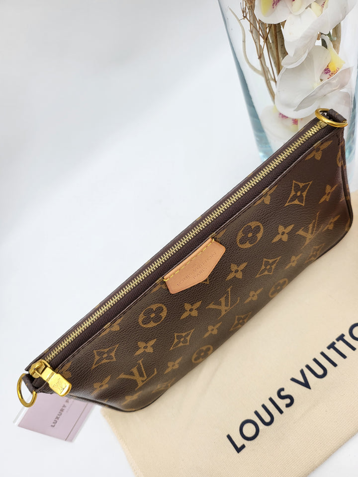 LOUIS VUITTON MULTI POCHETTE