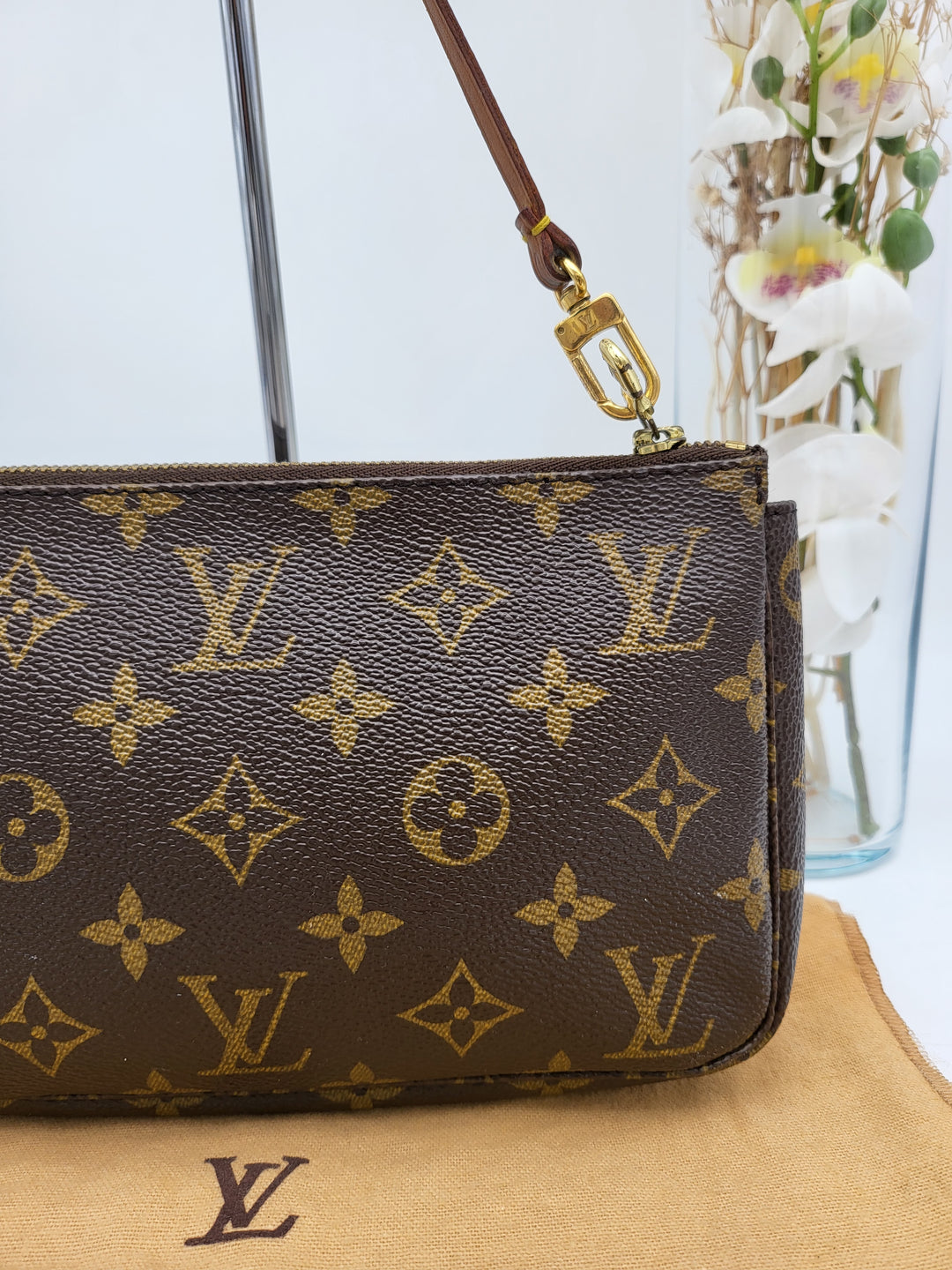 LOUIS VUITTON POCHETTE ACCESSORIES MONOGRAM