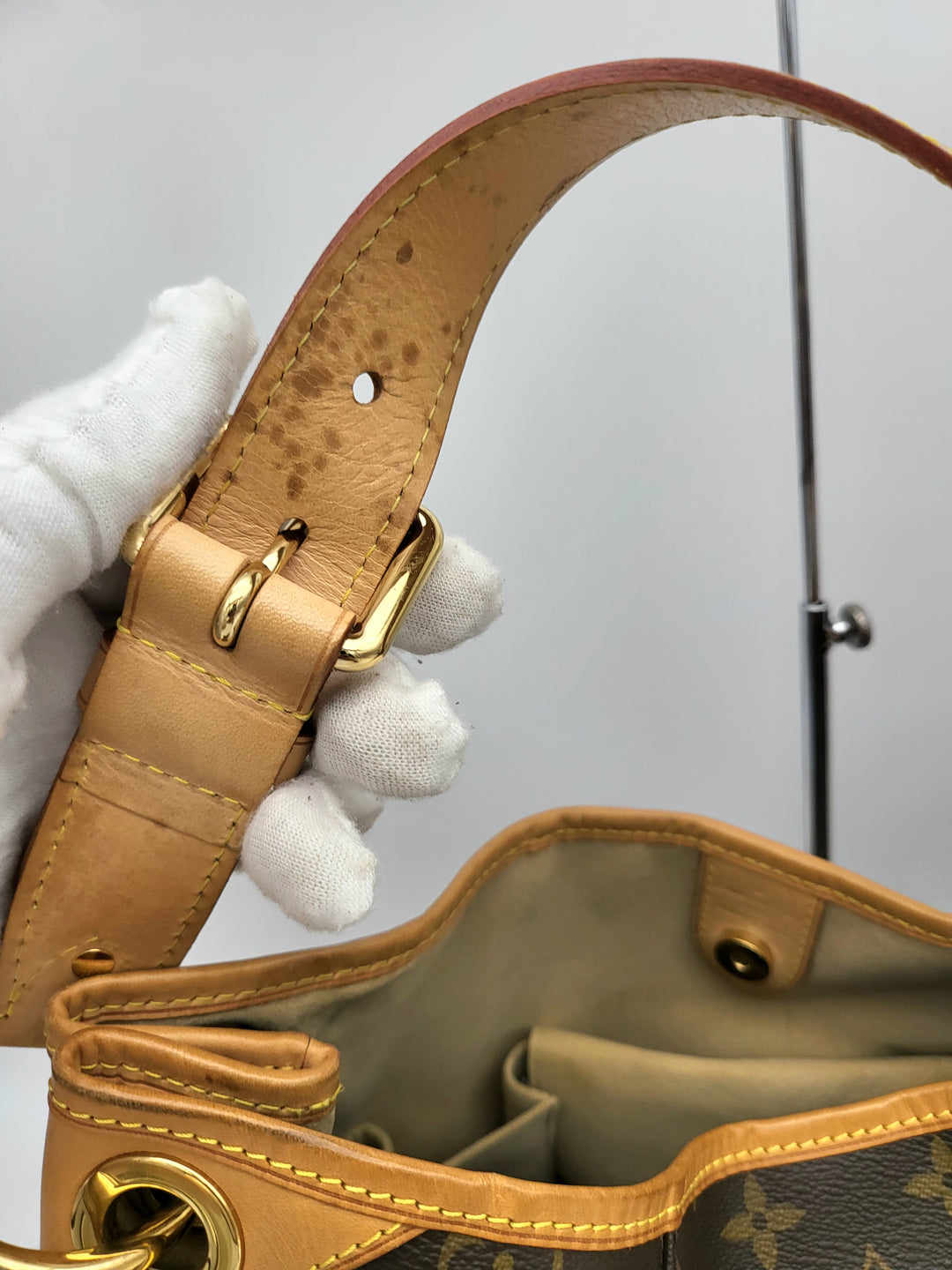 LOUIS VUITTON GALLIERA PM