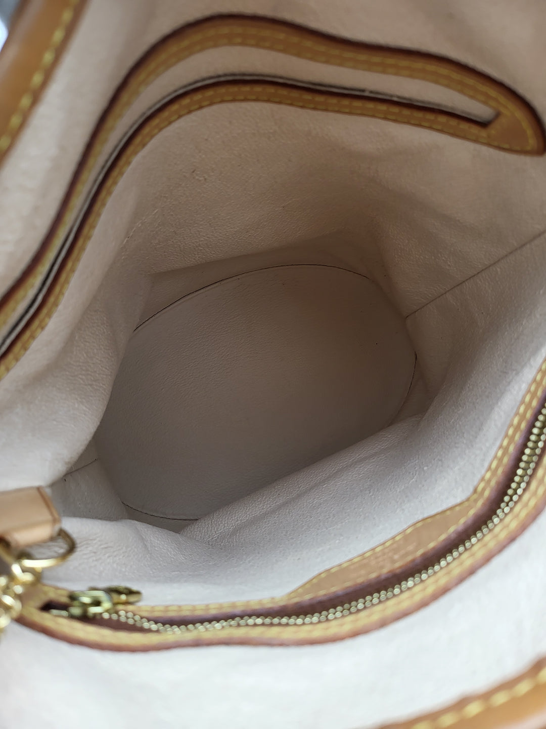 LOUIS VUITTON BUCKET PM MONOGRAM