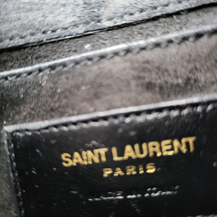 YVES SAINT LAURENT UNIVERSITE PATENT