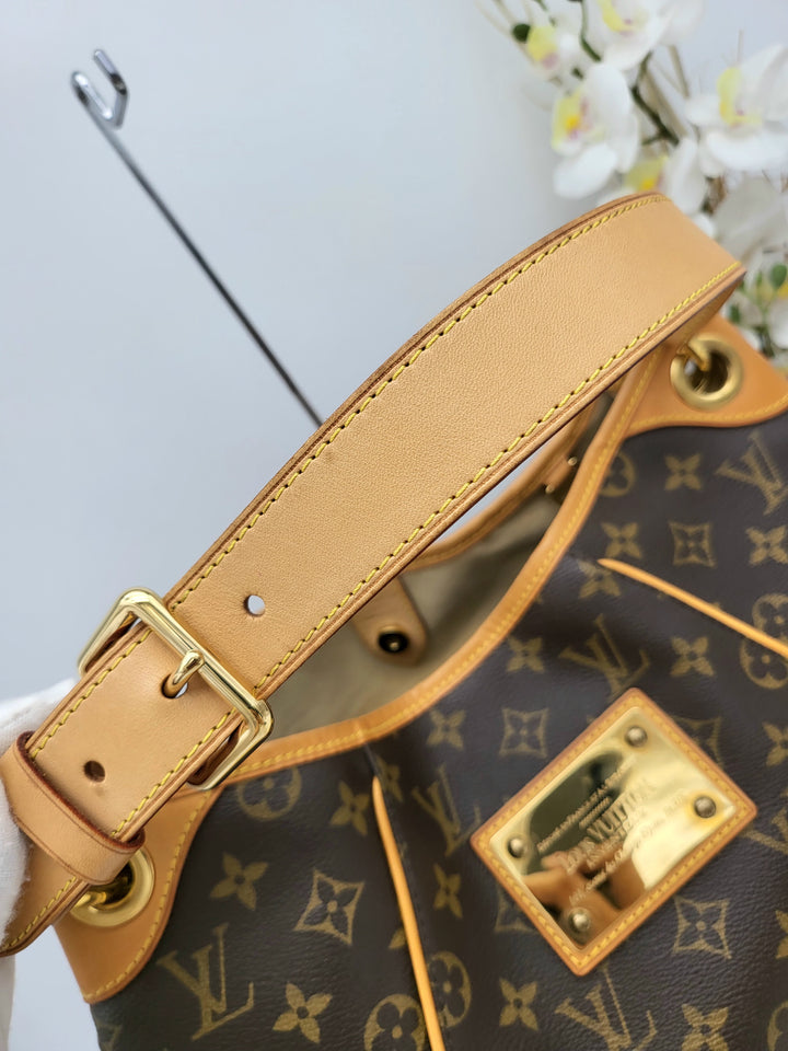 LOUIS VUITTON GALLIERA PM