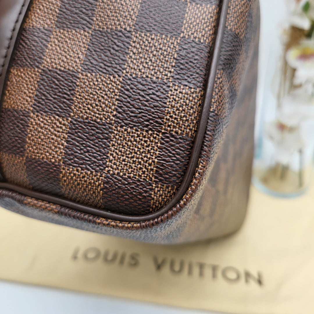 LOUIS VUITTON BANDOULIERE 30 DAMIER EBENE