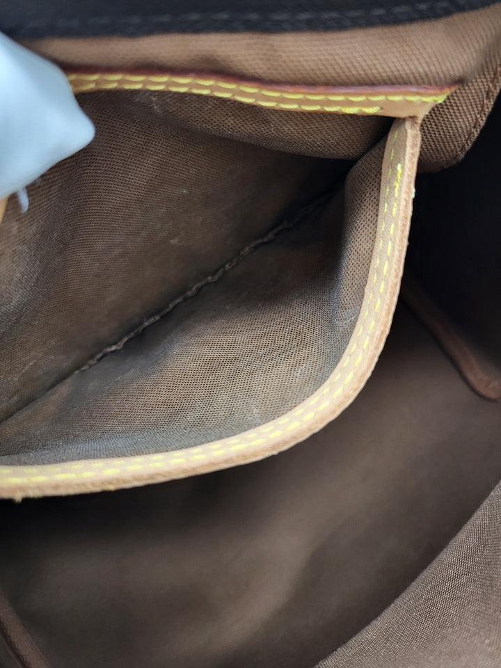 LOUIS VUITTON SPEEDY 25 MONOGRAM