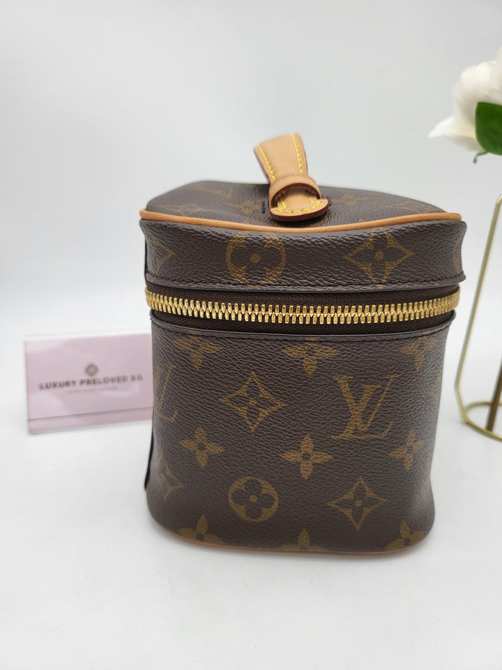 LOUIS VUITTON NICE MINI VANITY MONOGRAM