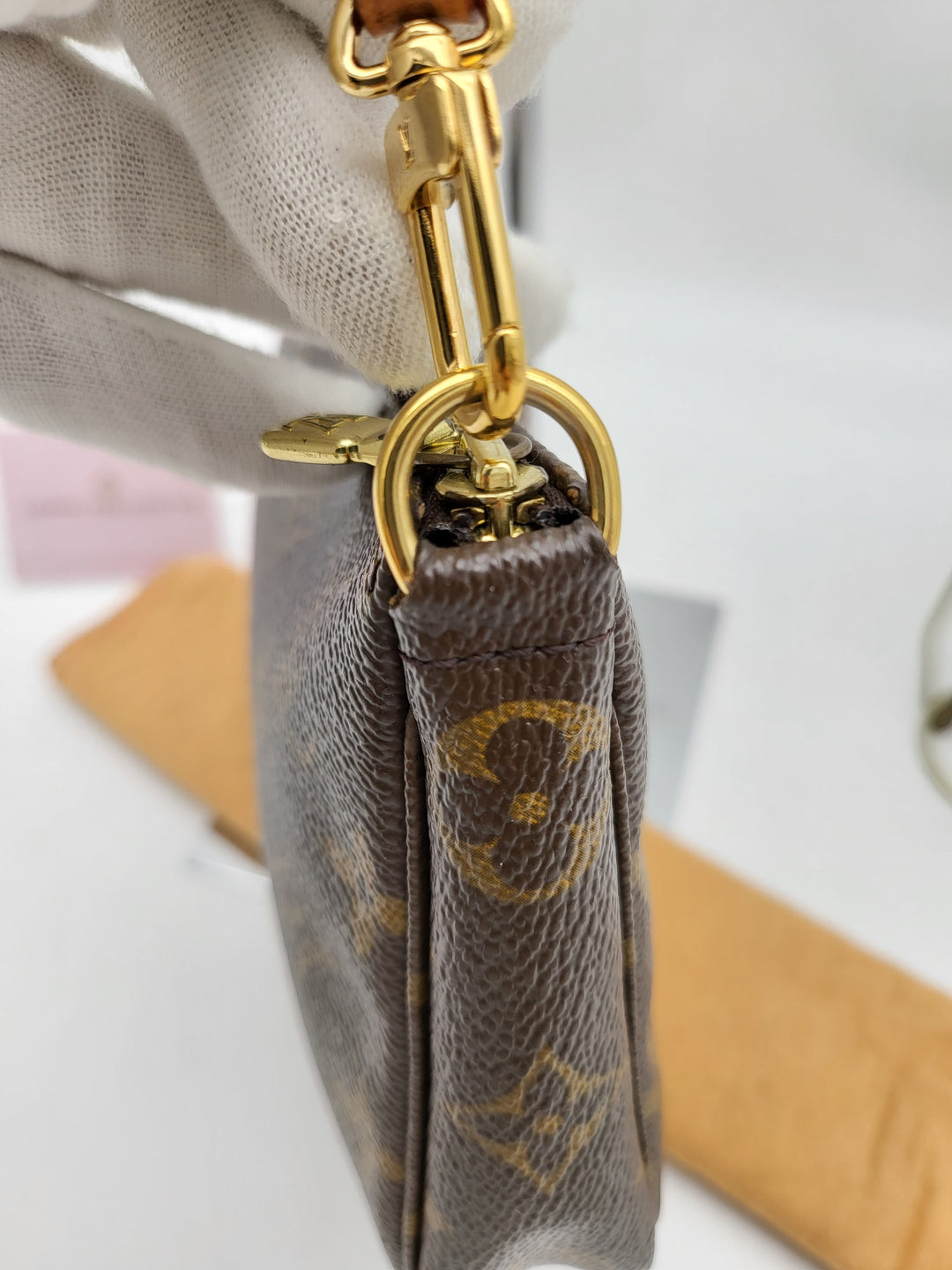 LOUIS VUITTON POCHETTE ACCESSORIES MONOGRAM